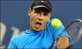 Qui est ce tennismen ?