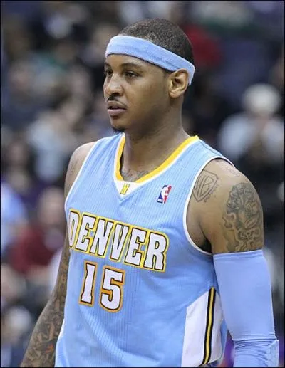 Quel poste occupe Carmelo Anthony ?
