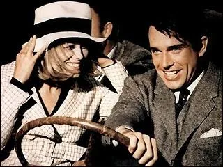 Dans le film  Bonnie and Clyde  (1967), qui joue le rle du pre de Clyde Barrow, Buck Barrow ?