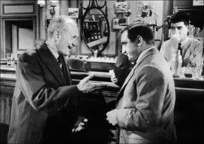  Le chemin des coliers  de Michel Boisrond, est l'occasion de sa premire rencontre  l'cran avec Bourvil. En quelle anne est sorti ce film ?