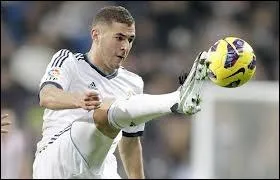 O jouait Benzema avant de venir au Real Madrid ?