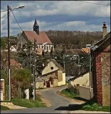 Comment appelle-t-on les habitants de Saint-Jean-de-Rebervilliers ?