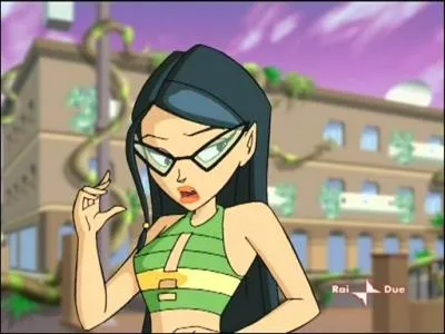 Mitzie est l'ennemie de Bloom et ses amies :