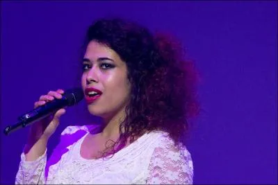 Nathalia interprte...