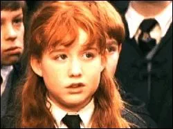 Qui est cette personne qui est de la mme anne que Harry ?