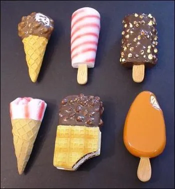 D'accord. Je voudrais faire une pause et rien ne me ferait plus plaisir que de dguster des glaces. O puis-je en trouver ? 