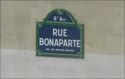 Ils vont se runir  Paris, 2 Rue Bonaparte, pour commmorer le jour anniversaire de la Rvolution Franaise. Combien trouvez-vous d'erreurs.