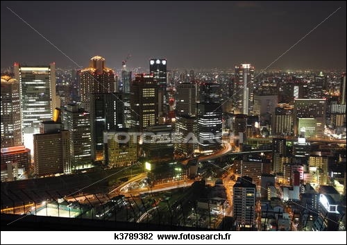 Troisième grande ville du Japon, profondément affectée par les bombardements américains de la Seconde Guerre mondiale. Qui suis-je ?