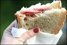 John Montagu, comte de Sandwich se faisait servir cet en-cas  quelle occasion ?
