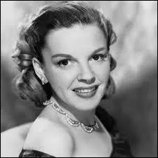 Qui est cette actrice ?