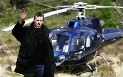 Colin McRae est mort en 2007 aux commandes de son hélicoptère. Quel était son métier ?