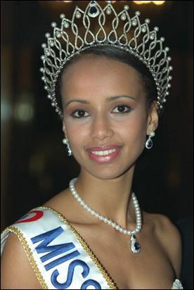 Qui est Miss France 2000 ?