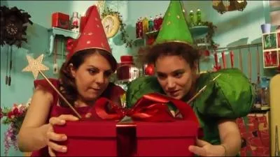 Dans l'pisode o les fes cloches reoivent un cadeau avec une peluche, quel animal est ce ?