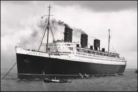 Quel est le nom du paquebot transatlantique britannique long de plus de 310 mtres et mis en service en mai 1936 ?