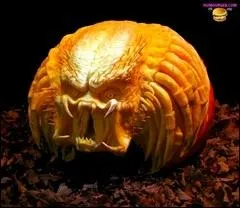Cette citrouille est dcore de faon  reprsenter un monstre clbre, lequel ?