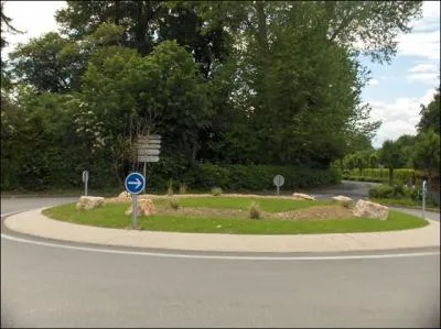 Comment traduit-on un rond-point en anglais ?