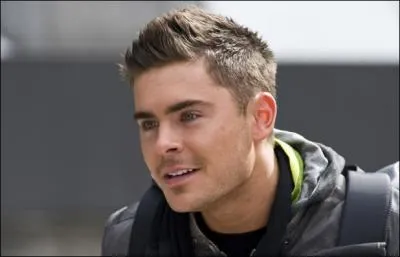 Quel est le nom du personnage qu'il incarne dans  Happy New Year  ?