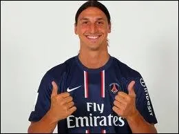 Quel est le transfert de Zlatan Ibrahimovic au Paris Saint-Germain ?