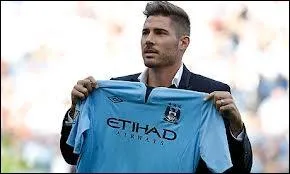 Quel est le transfert de Javi Garcia  Manchester City ?