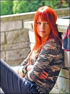 Qui est cette fille ?