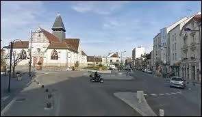 Quel nom donne-t-on aux habitants de la commune Auboise de Sainte-Savine ?