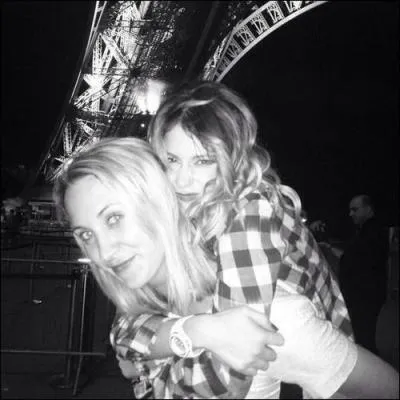 Qui est la cousine de Violetta ?