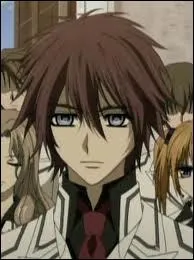 Qui a dit en souriant  Ne vous en faites pas mesdemoiselles, Shiki est un peu timide mais il se soigne.   ?