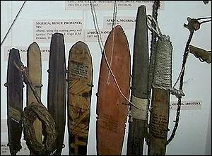 Je peux tre le nom savant de losange ou un instrument de musique  vent ancien.