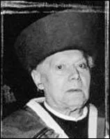 A propos, quel tait le prnom du chanoine Kir ?