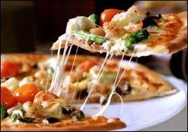 Quel est le nom de la pizzeria o Deuce travaille ?