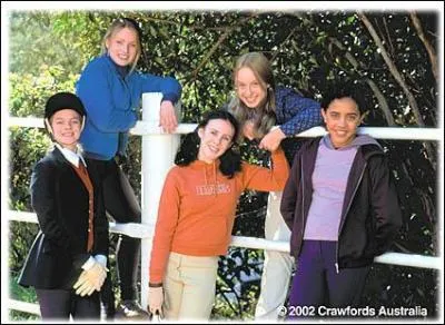 Qui est la personne qui porte une bombe ?