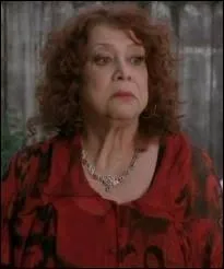 Comment s'appelle sa belle-tante, via son mari ?