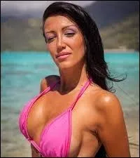 Sur quel garon Cindy a t'elle flash le premier jour ?