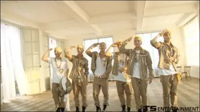 Quel est leur premier single ?