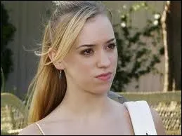 De qui est-elle la fille ?