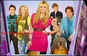 Comment s'appelle la star qui joue Hannah Montanna ?