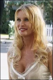 En quelle anne meurt-elle ?