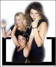 Avant de faire sa carrire solo elle tait dans le groupe :