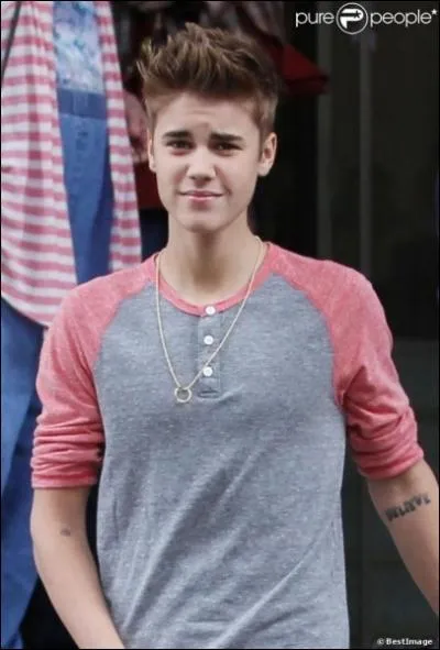 Biebs vient de nous dvoiler sont nouveau tatouage, il s'agit ...