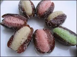 Puis des dattes qui poussent sur :