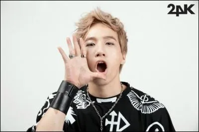 Quel chanteur est n� le 14 avril 1990 ?