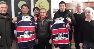 Nous sommes trois frres, Marc, Thomas et Matthieu, joueurs de Dax, tous 3e ligne, seulement Marc et Thomas furent internationaux, et Marc devint slectionneur du XV de France :