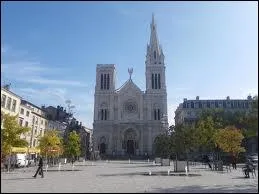 A Saint-Chamond, les habitants portent le nom de ...