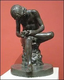 Au VIIe sicle Epinal fut dtruite lors d'invasions barbares. Reconstruite dans le courant du Xe sicle elle s'appela alors  Spinalium , qui devint Epinal par la suite. Spinalium tait driv de :