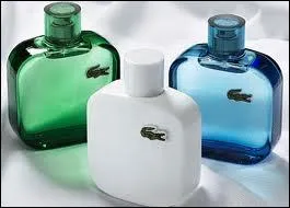 Quelle est cette marque de parfum ou de survetment ?