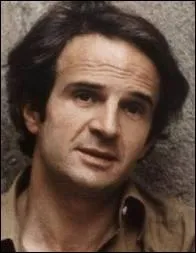 Romance : un autre ralisateur aurait partag des sentiments tendres avec la star, il s'agit de Franois Truffaut, ancien critique de cinma, dont le premier film est ?