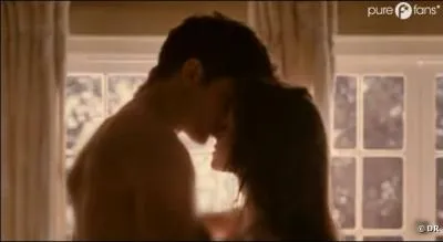 D'aprs l'autre hybride mi-humain mi-vampire, combien faut-il d'annes pour que Renesme devienne adulte ?