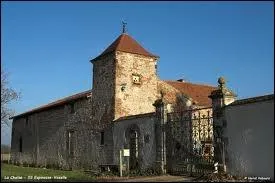 Comment appelle-t-on les rsidents du village d'Espinasse-Vozele ?