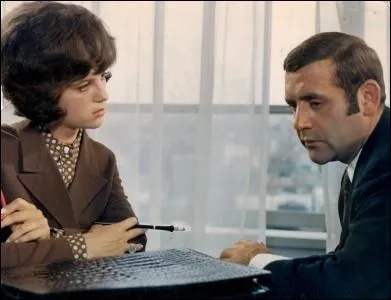 Quel est ce film de 1967 ralis par Serge Piolet, dans lequel la chanteuse Sheila dirige une agence de dtective hrite de son oncle ?