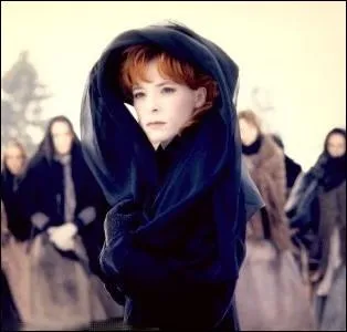 Quel est ce film ralis par Laurent Boutonnat en 1994 dans lequel Mylne Farmer interprte le rle d'une femme enfant perturbe ?